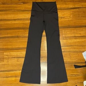 *SOLD* Fabletics PureLuxe Yoga Pants! NWT